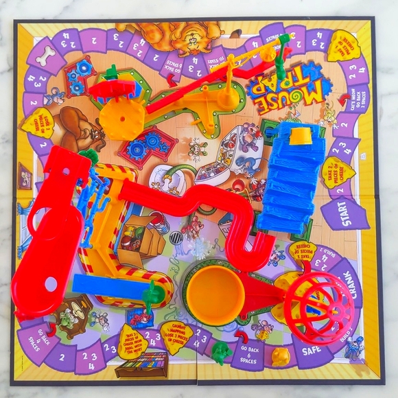 Vintage 2005 Hasbro Mouse Trap. A Game Of Zany Action On A Crazy Contraption! - Picture 4 of 7